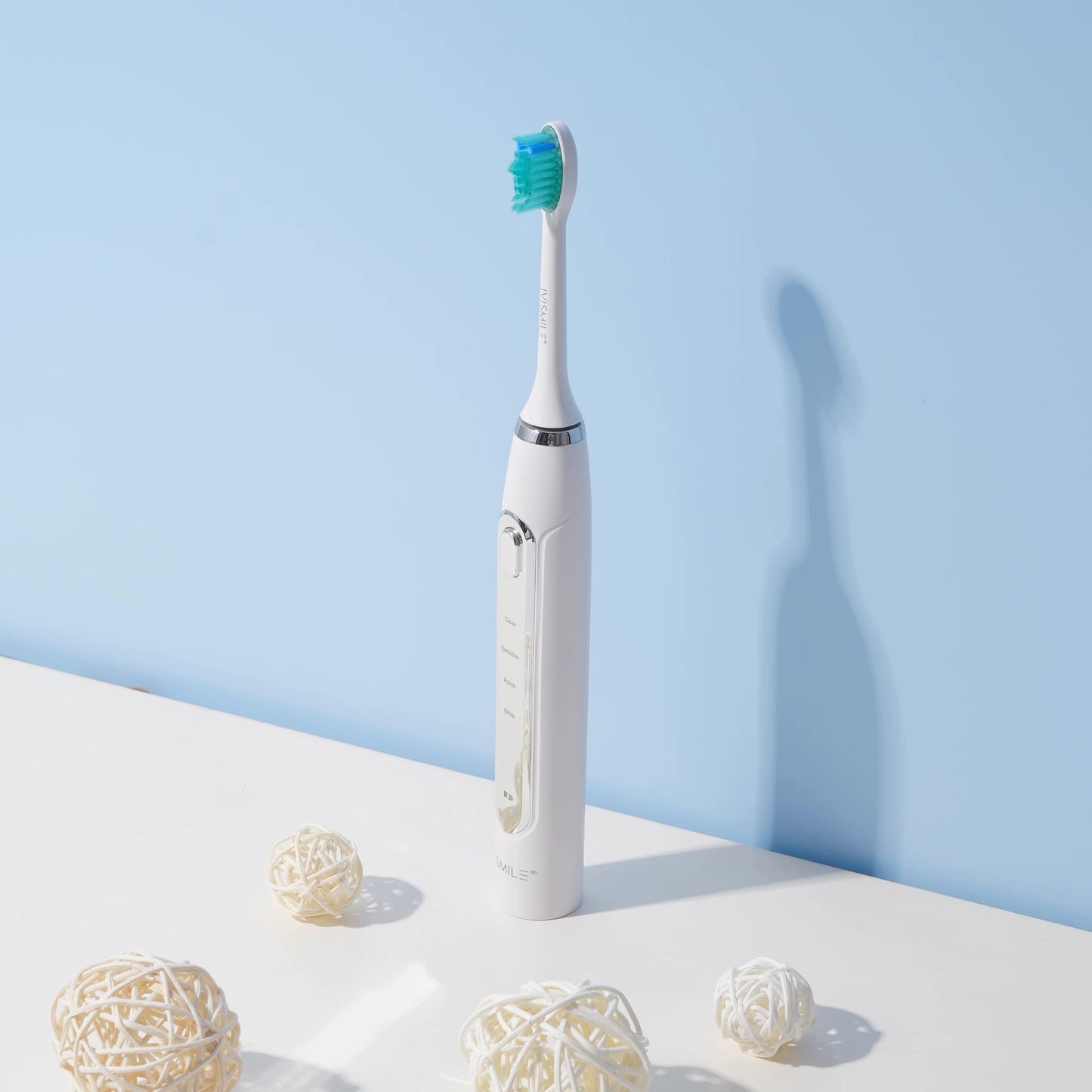 Genie Brush / White